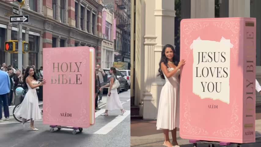 estilista-evangeliza-com-biblia-gigante-na-fashion-week-em-nova-york:-“jesus-te-ama”